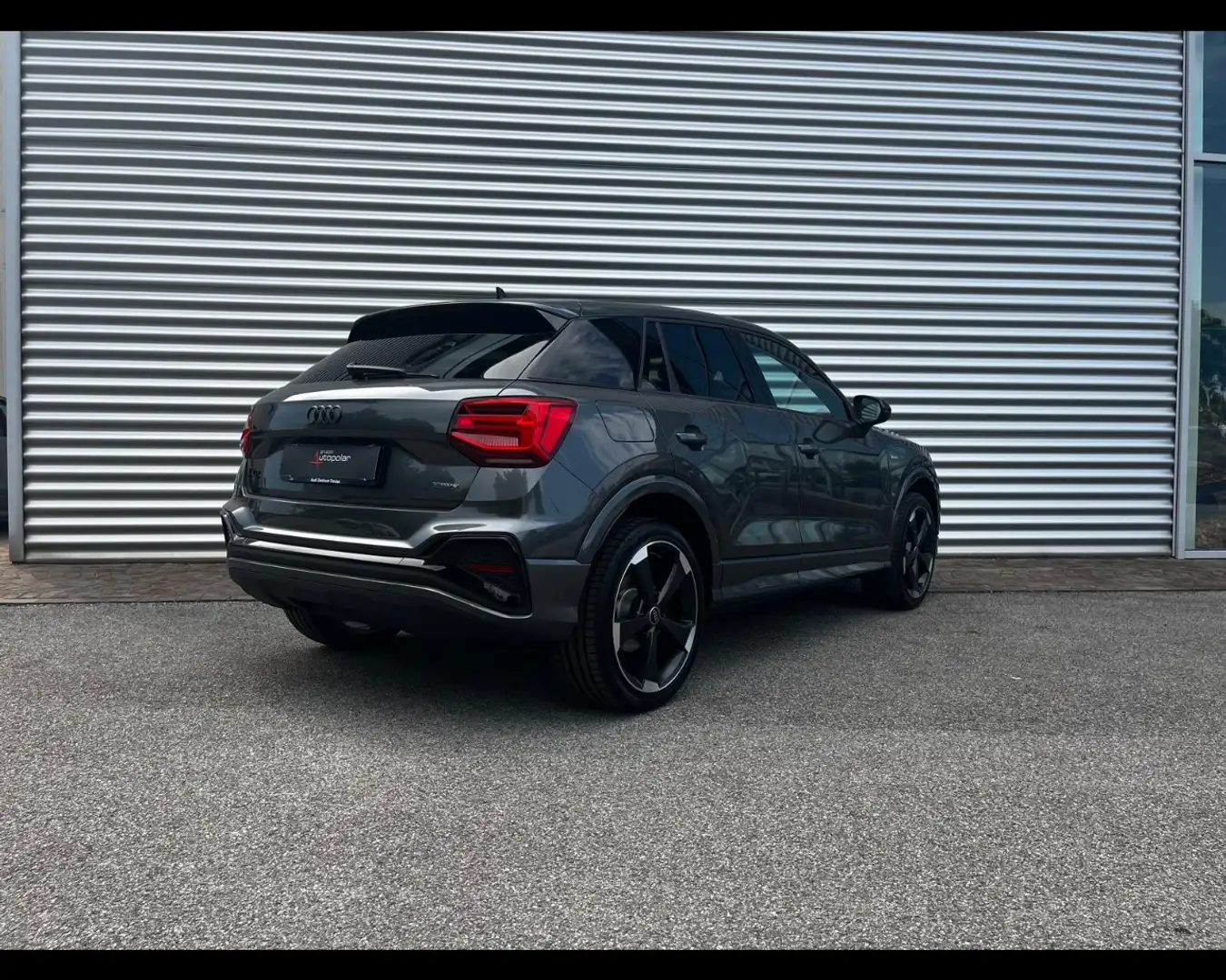 Audi Q2 35 TDI QUATTRO S-TRONIC IDENTITY BLACK Grigio - 2