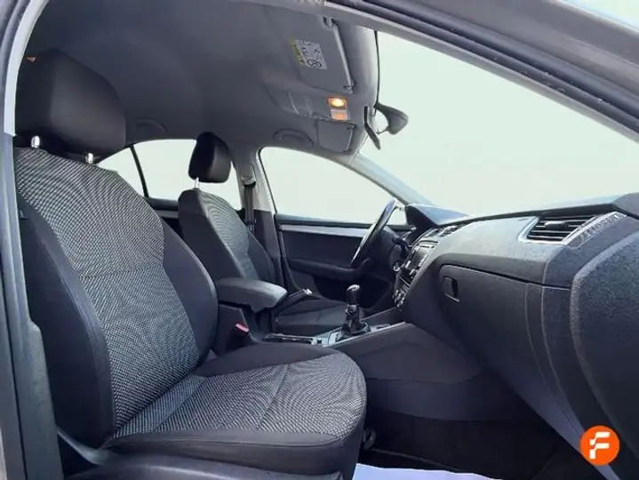 Škoda Octavia Combi 1.6 TDI CR Active 2017, foto 15