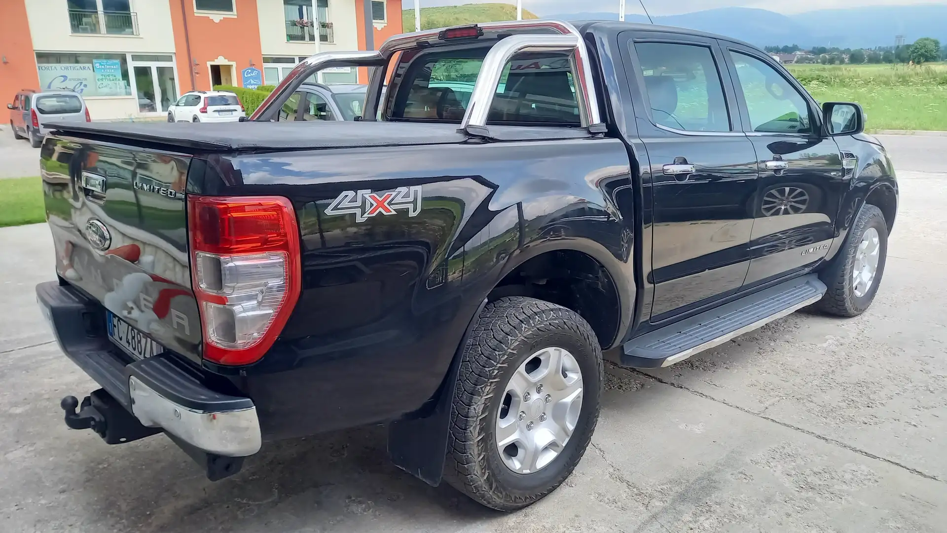 Ford Ranger Ranger 2.2 tdci double cab Limited 160cv Negro - 2