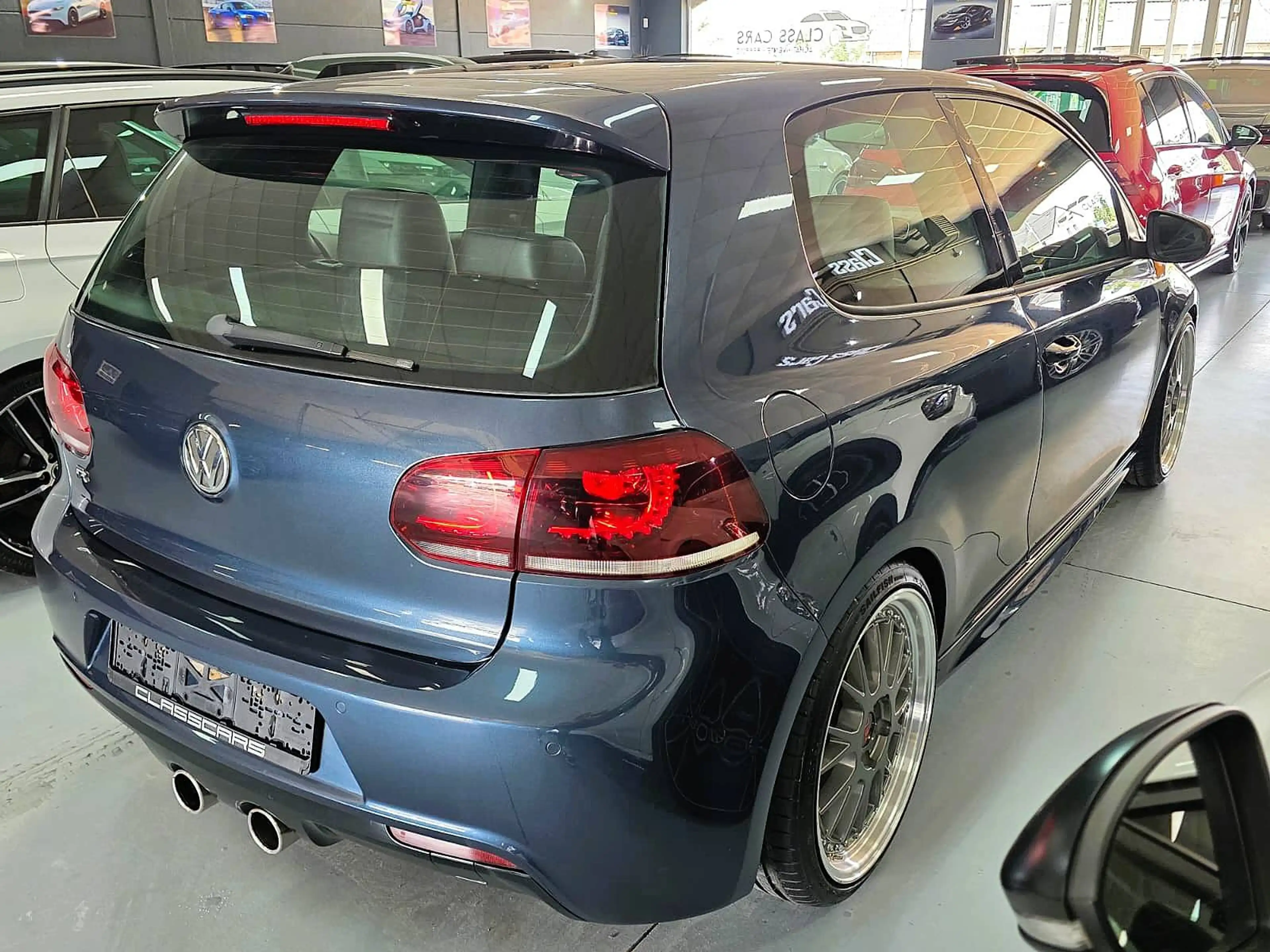 Volkswagen Golf R 2.0 TSI 4motion DSG6 / BI-XENON / NAVI / PDC / CLIMTRONIC / UNIQUE ! — photo 3