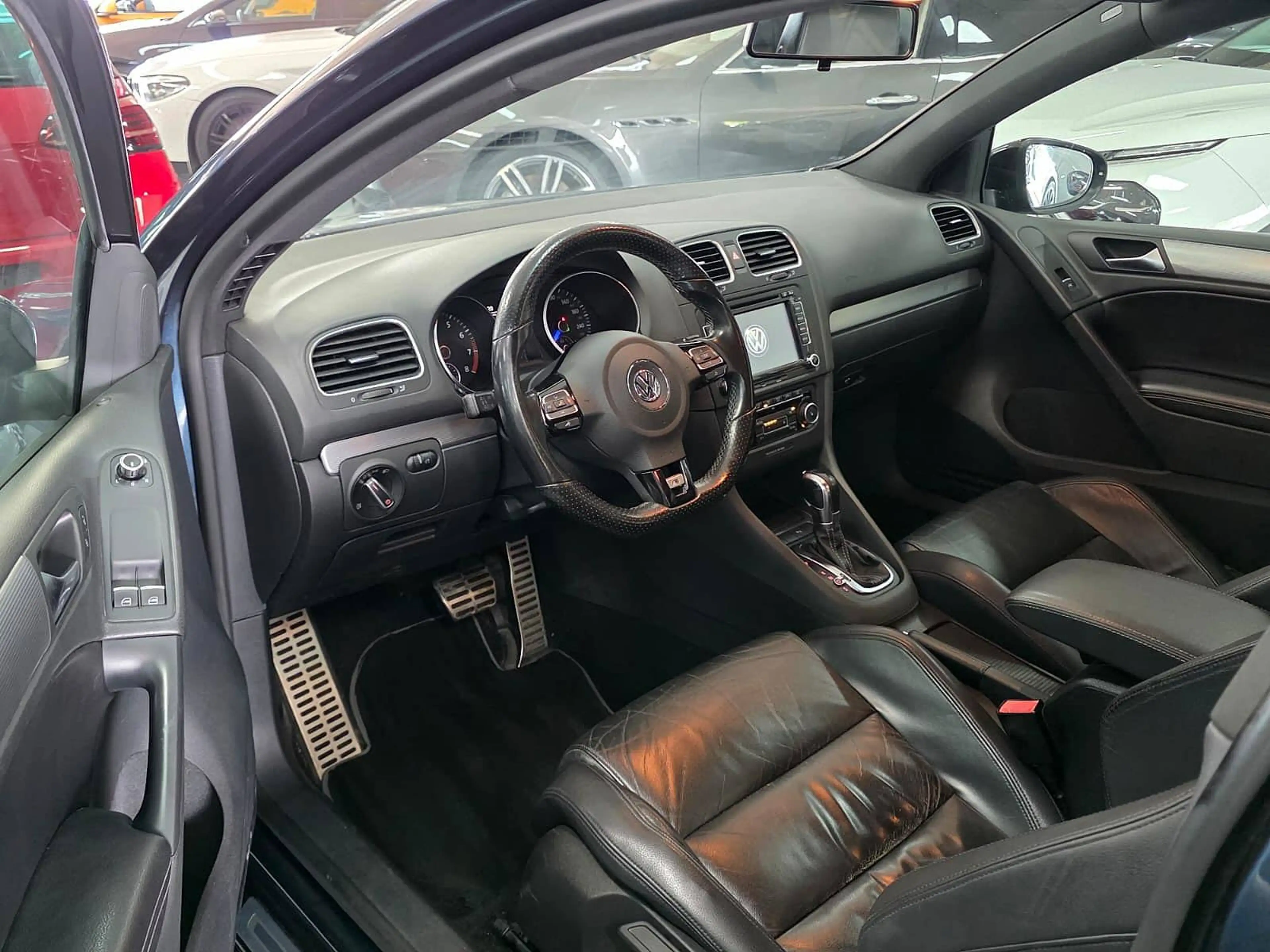 Volkswagen Golf R 2.0 TSI 4motion DSG6 / BI-XENON / NAVI / PDC / CLIMTRONIC / UNIQUE ! — photo 5