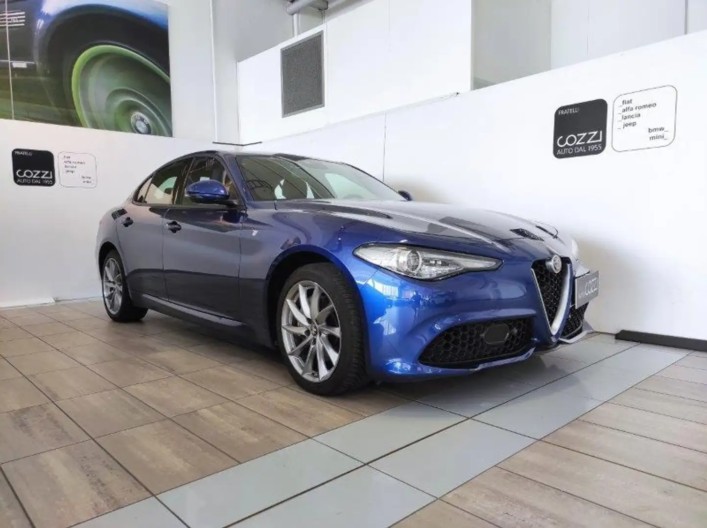 Alfa Romeo Giulia (2016) - Giulia 2.0 Turbo 280 CV AT8 AWD Q4 Ti Blu/Azzurro - 1