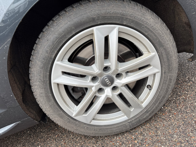 Audi A4 45 TDI QU S-Line — photo 2