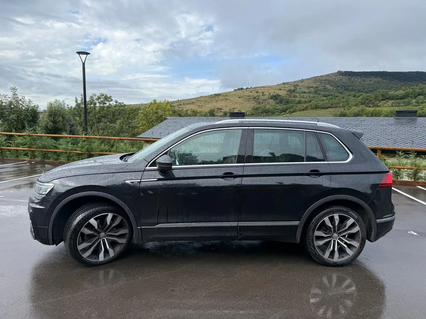 Volkswagen Tiguan Tiguan 2.0TDI Sport 4Motion DSG 176kW (9.75) Sport Negro - 2