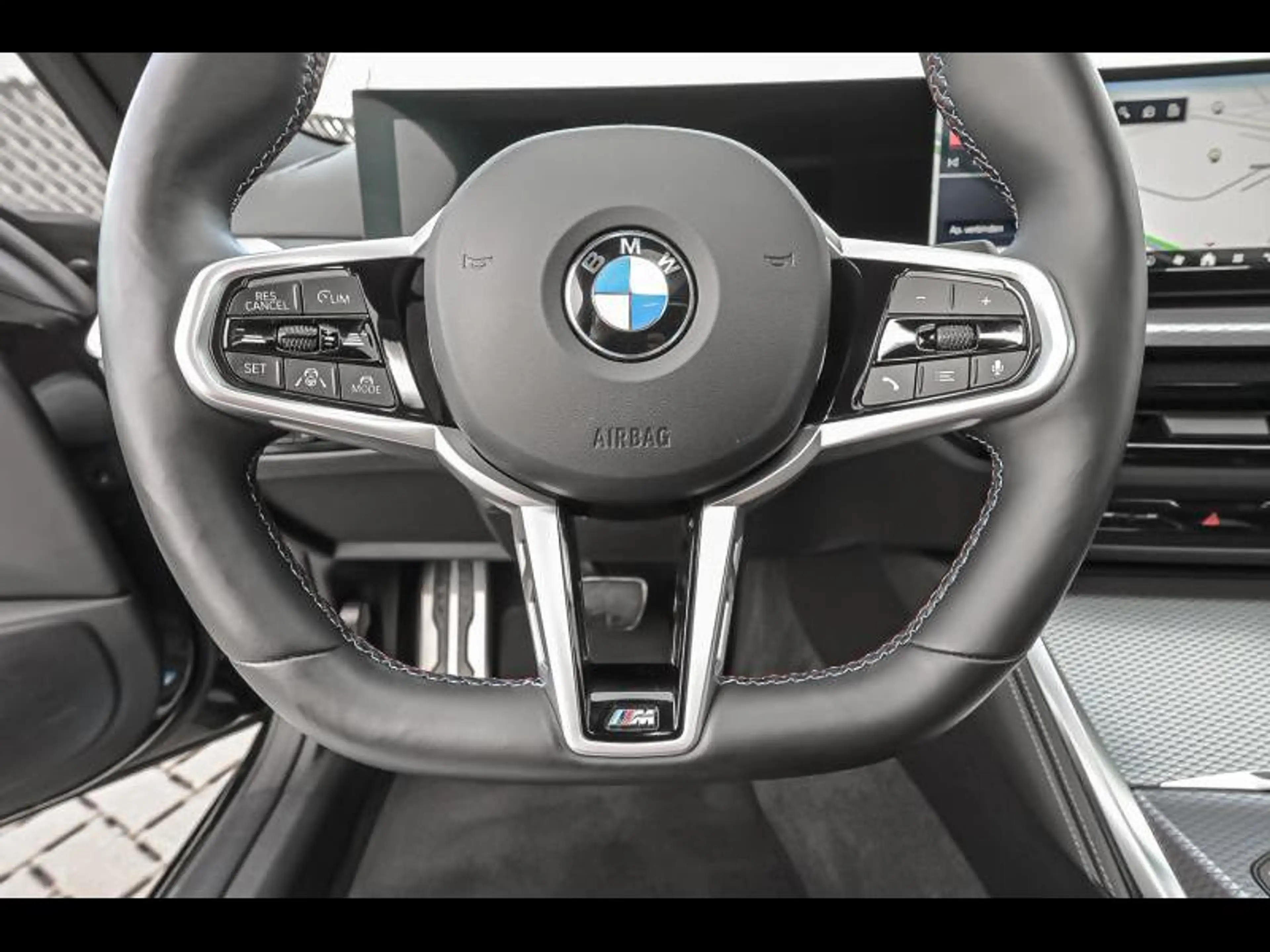 BMW i4 Gran Coupé — photo 9