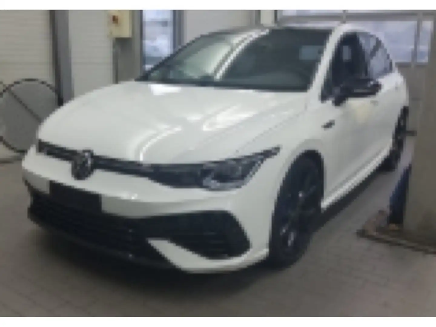 Volkswagen Golf VIII 2.0 TSI DSG 4Motion R Navi IQ.Light DA Weiß - 2