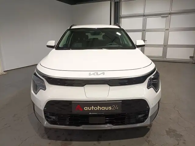 Kia E-Niro view 2