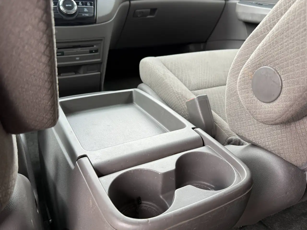 Honda Odyssey снимка Honda Odyssey