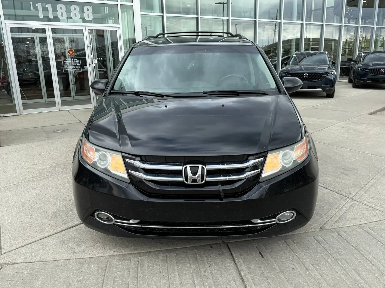 Honda Odyssey снимка Honda Odyssey