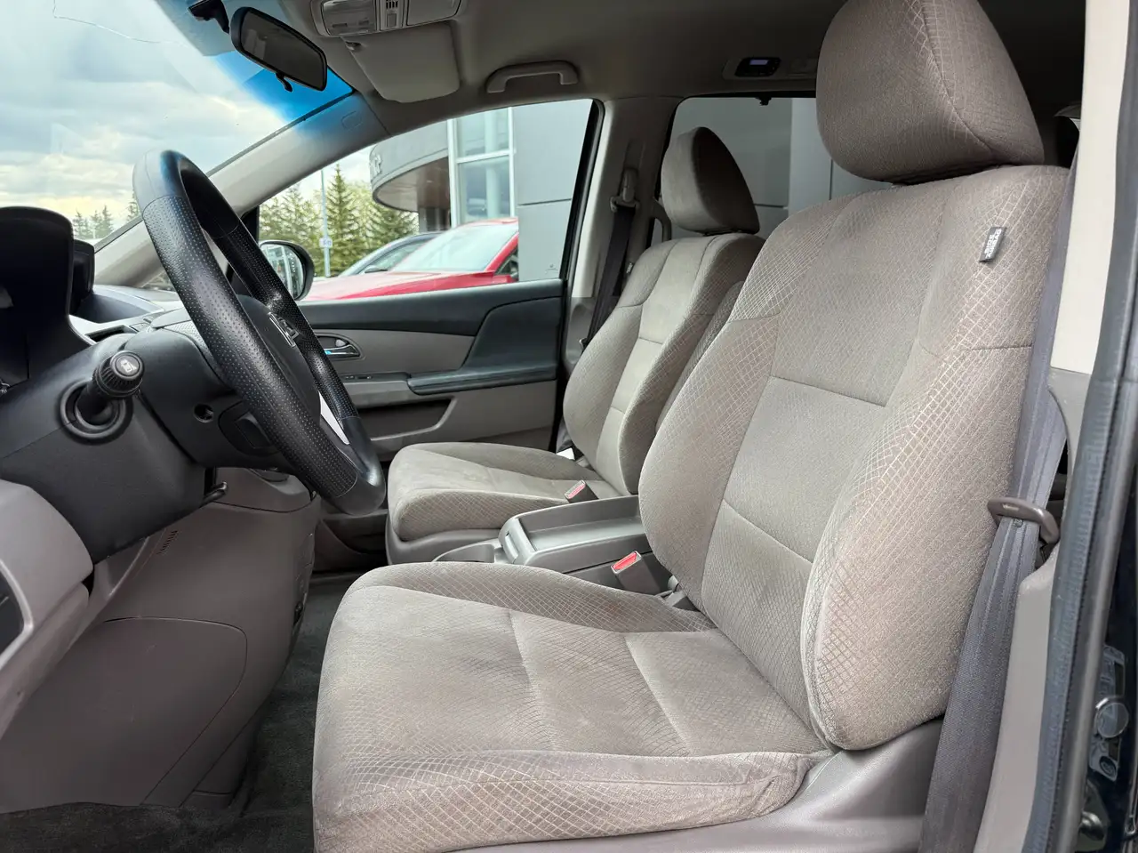 Honda Odyssey снимка Honda Odyssey
