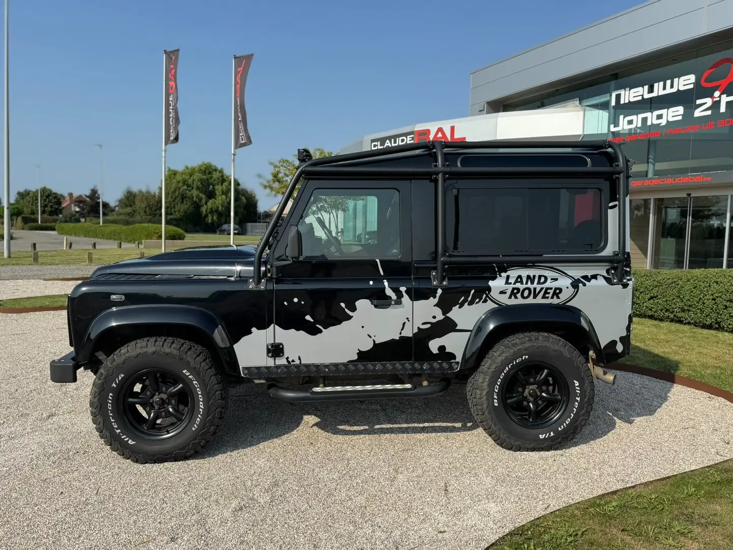 Land Rover Defender 90 2.2 TD4 Lichte Vracht Noir - 2