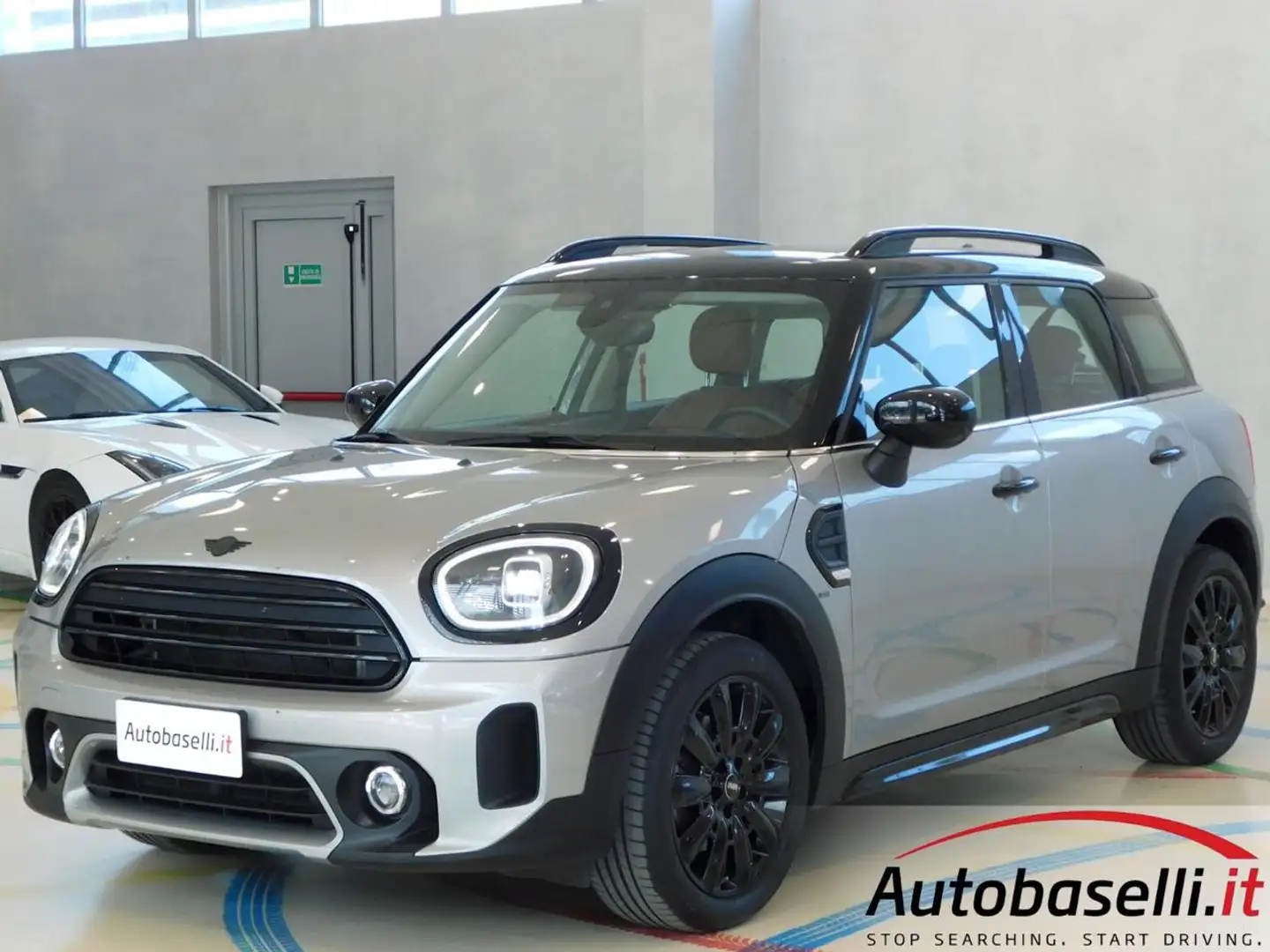 MINI Cooper Countryman 1.5 Classic AUTOMATICA 136CV Grigio - 1