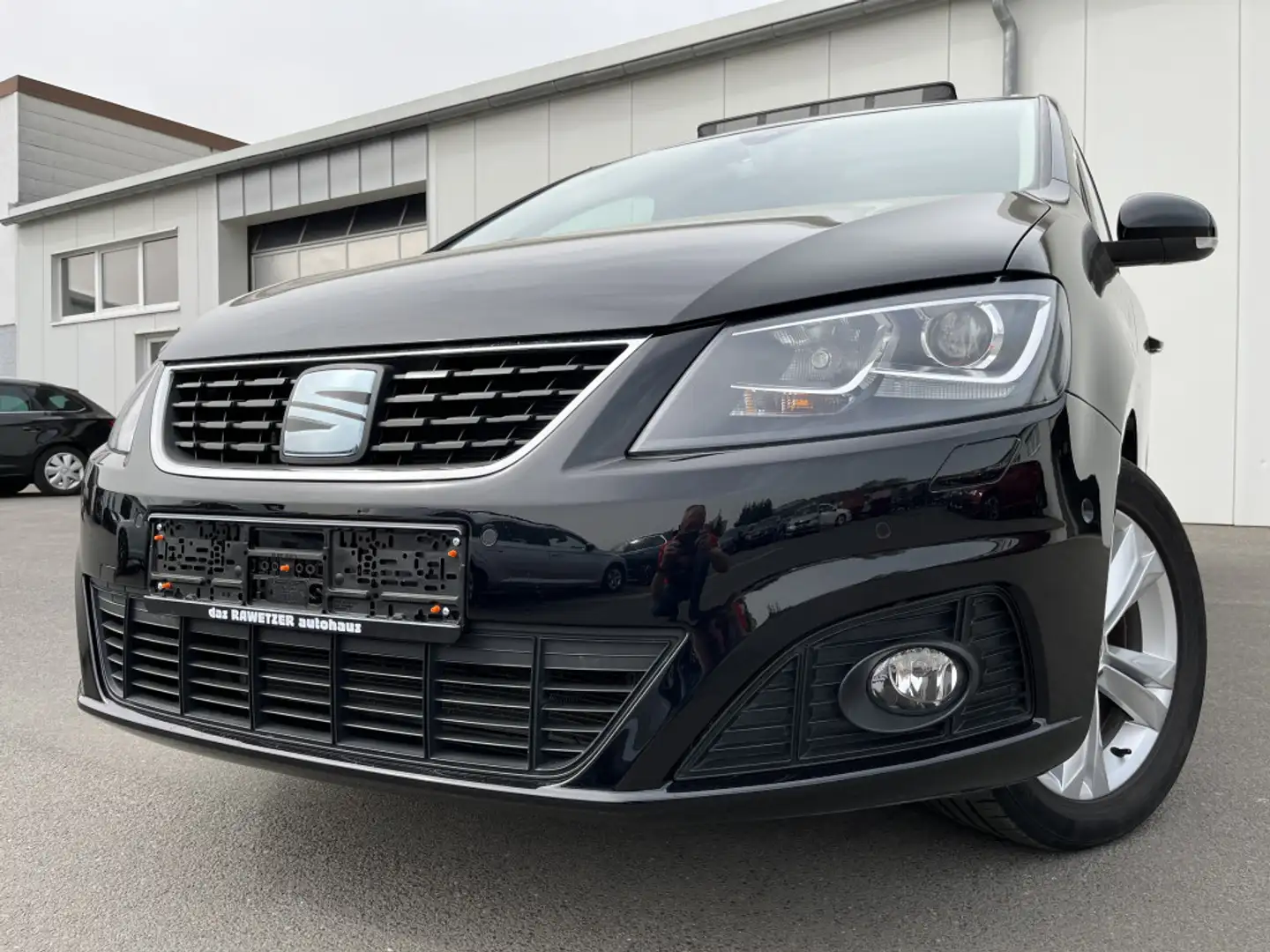 SEAT Alhambra 2.0 TDI Xcellence 386€ o. Anzahlung AHK Panorama Black - 1