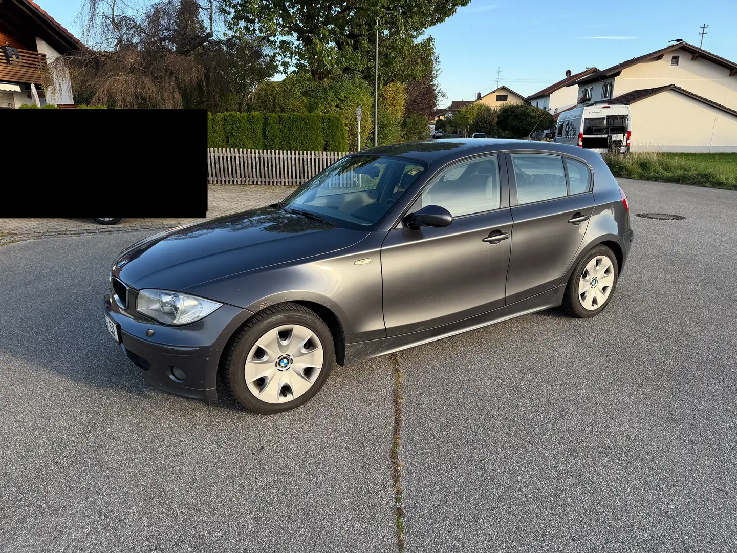 BMW 120 120d Grau - 1