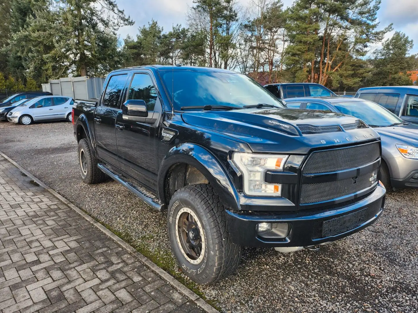 Ford F 150 Shelby Czarny - 2