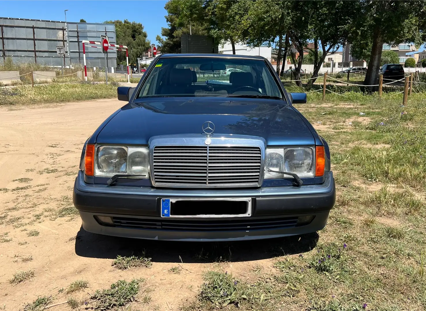 Mercedes-Benz 500 500E Azul - 2