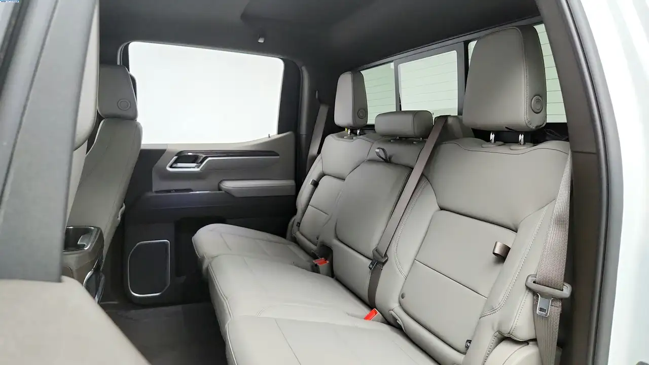 Chevrolet Silverado 1500 снимка Chevrolet Silverado 1500