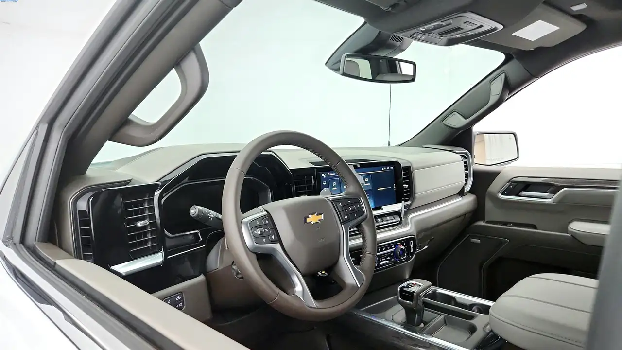 Chevrolet Silverado 1500 снимка Chevrolet Silverado 1500