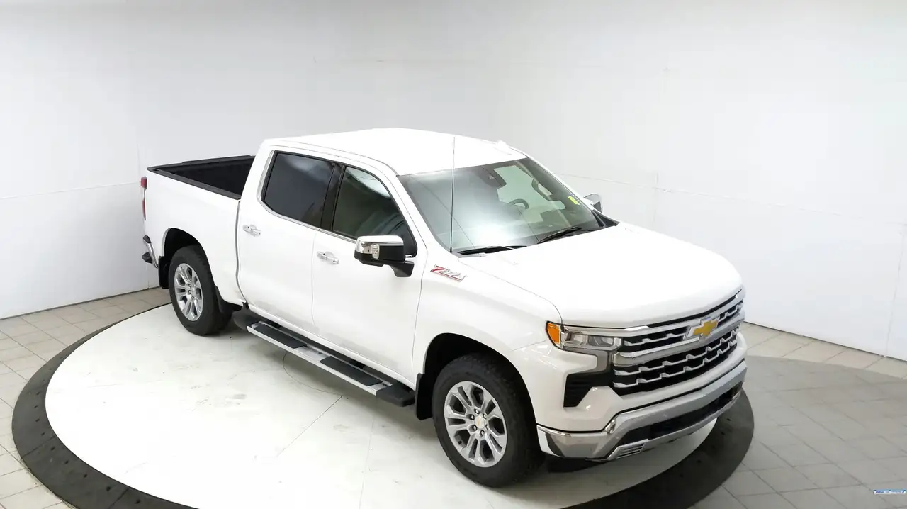 Chevrolet Silverado 1500 снимка Chevrolet Silverado 1500