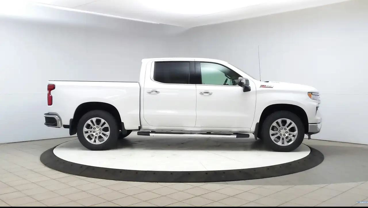 Chevrolet Silverado 1500 снимка Chevrolet Silverado 1500