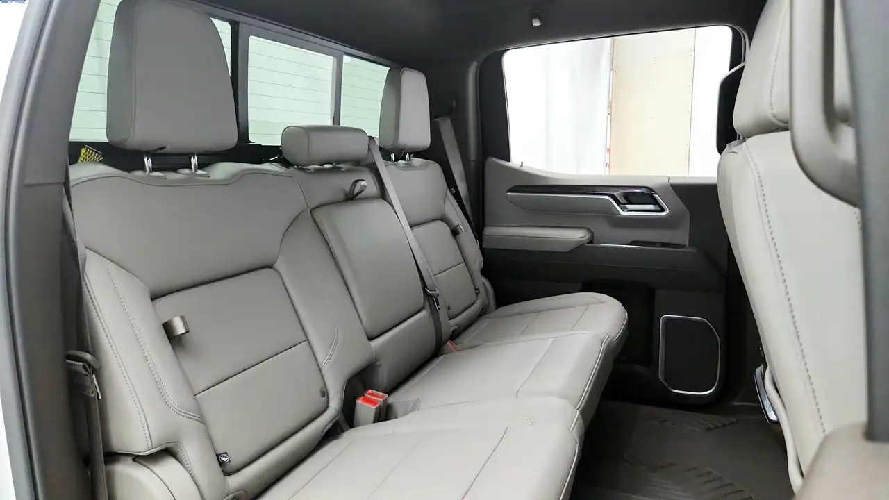 Chevrolet Silverado 1500 снимка Chevrolet Silverado 1500