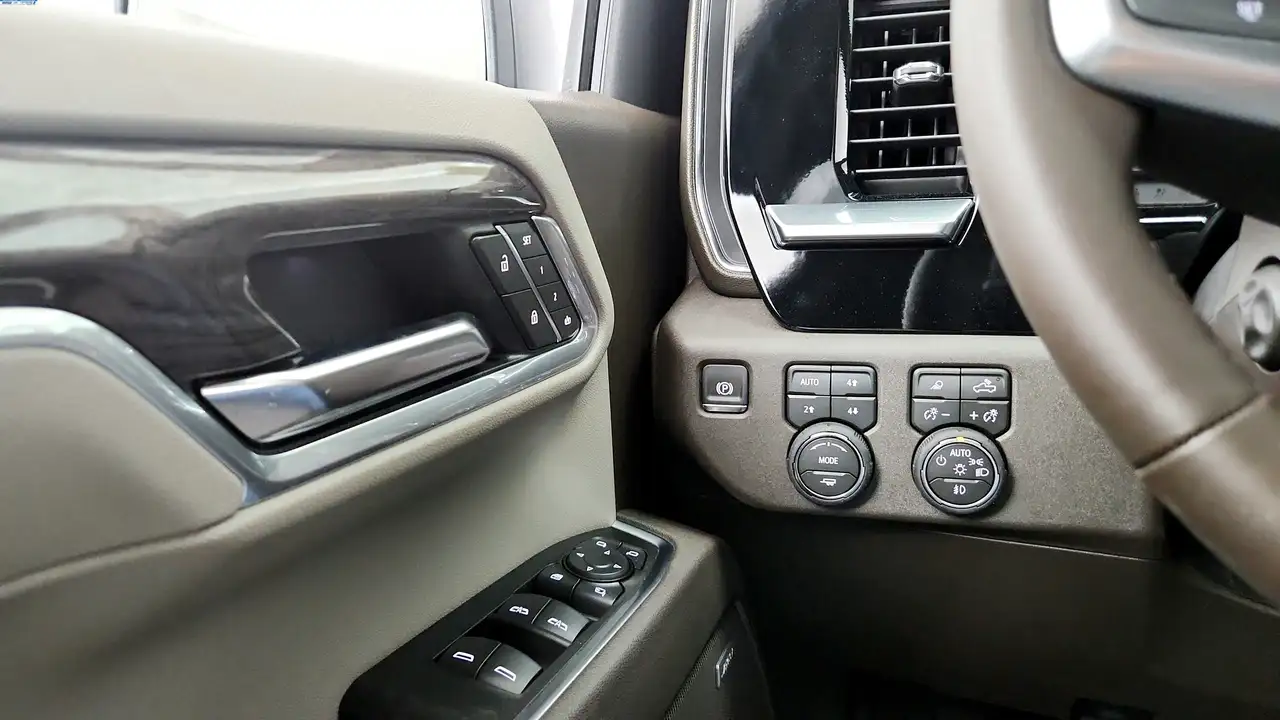 Chevrolet Silverado 1500 снимка Chevrolet Silverado 1500