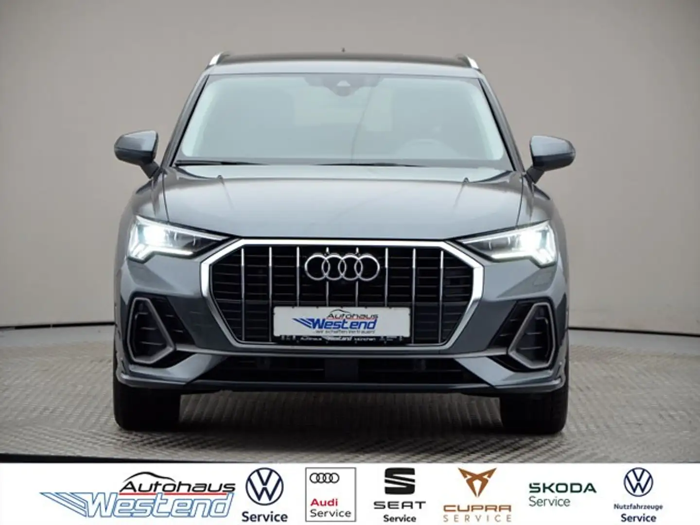 Audi Q3 S line 35 TDI 110kW S tronic LED Navi SONOS Alcant Grau - 1