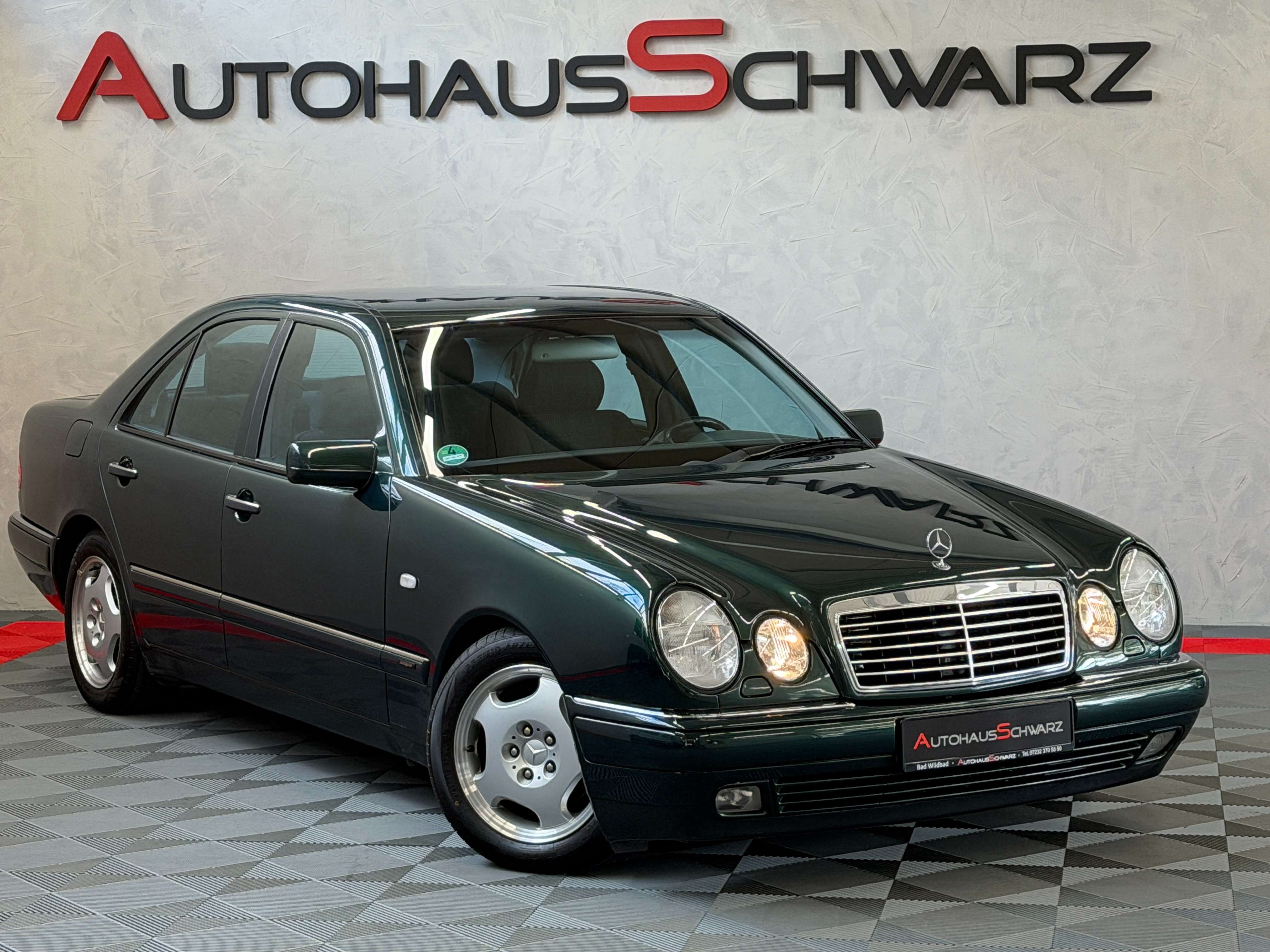 Ojazdené Mercedes Benz E-Class 220