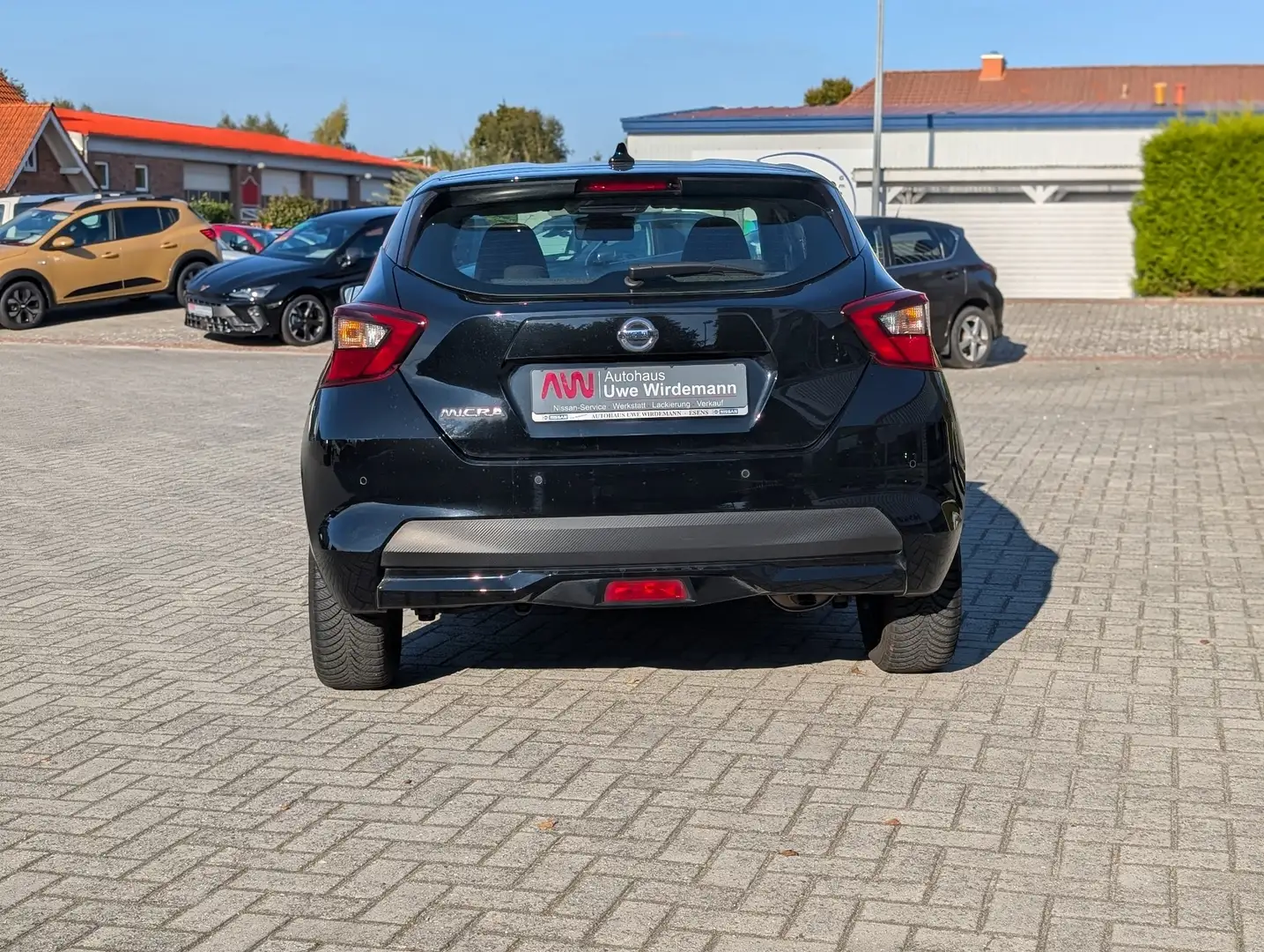 Nissan Micra N-Way Schwarz - 2