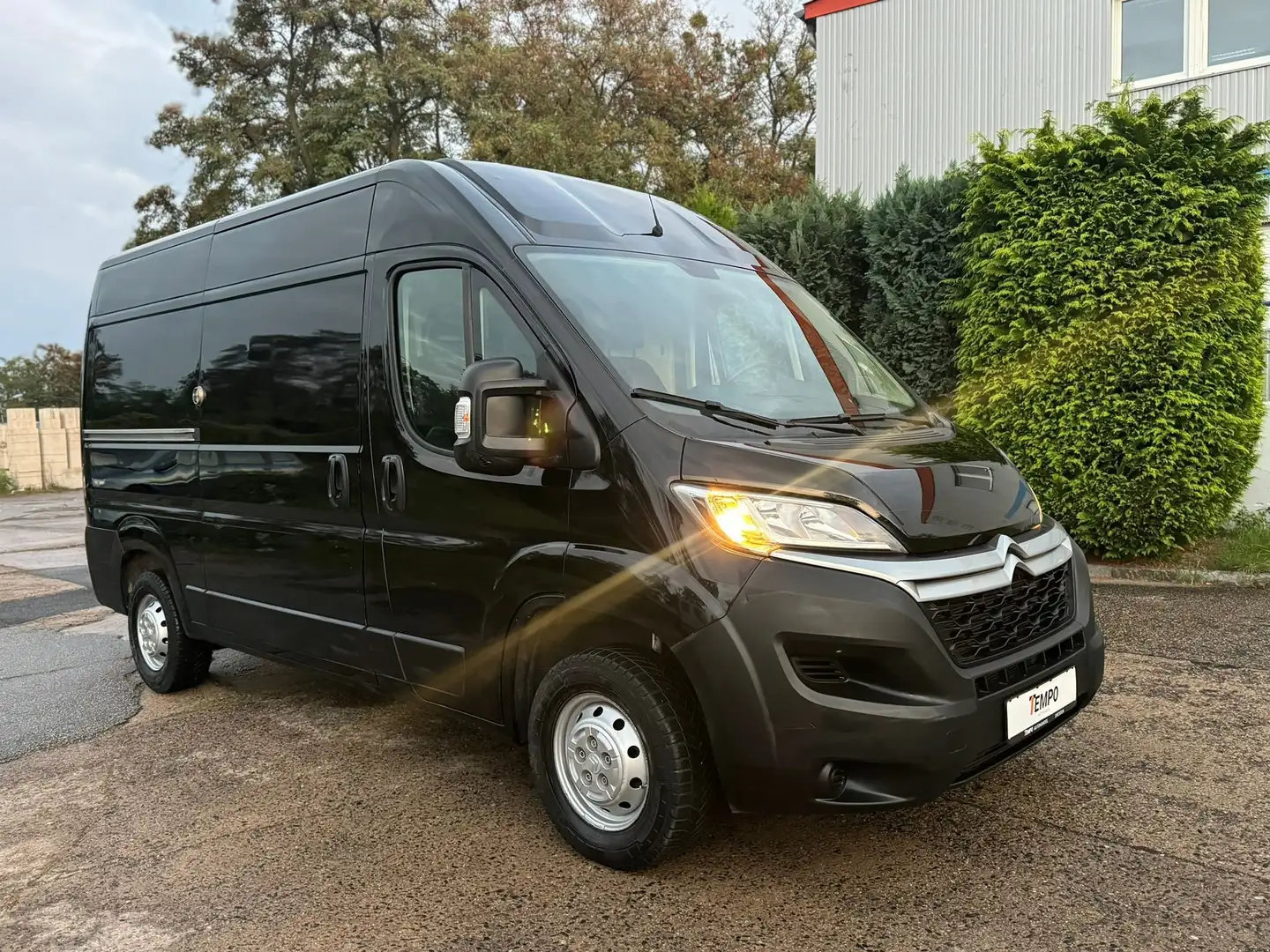 Citroen Jumper 33 L2H2 Profi BlueHDi 160 Start Schwarz - 1