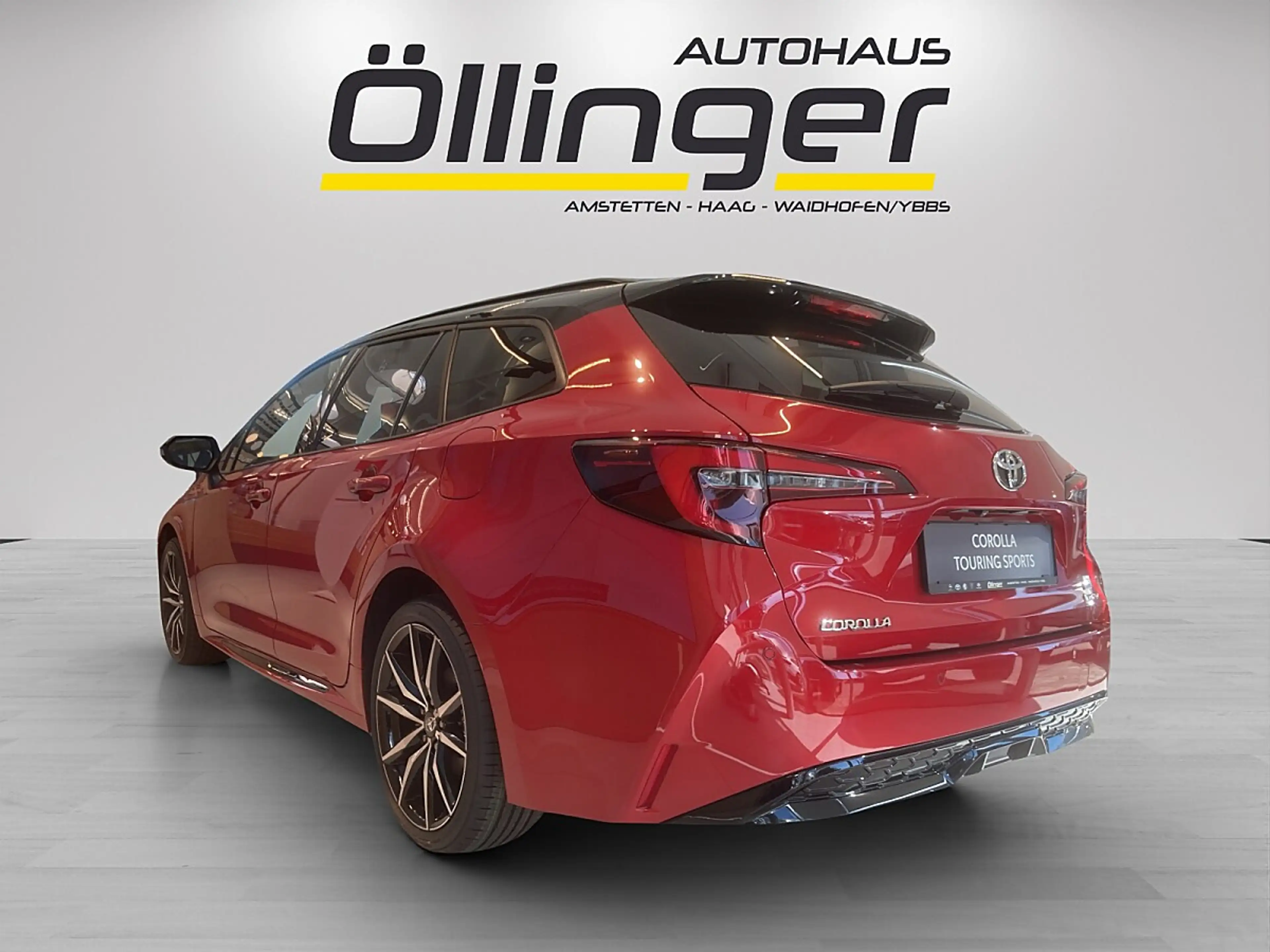 Toyota Corolla 2,0 Touring Sports Hybrid GR-Sport — photo 4