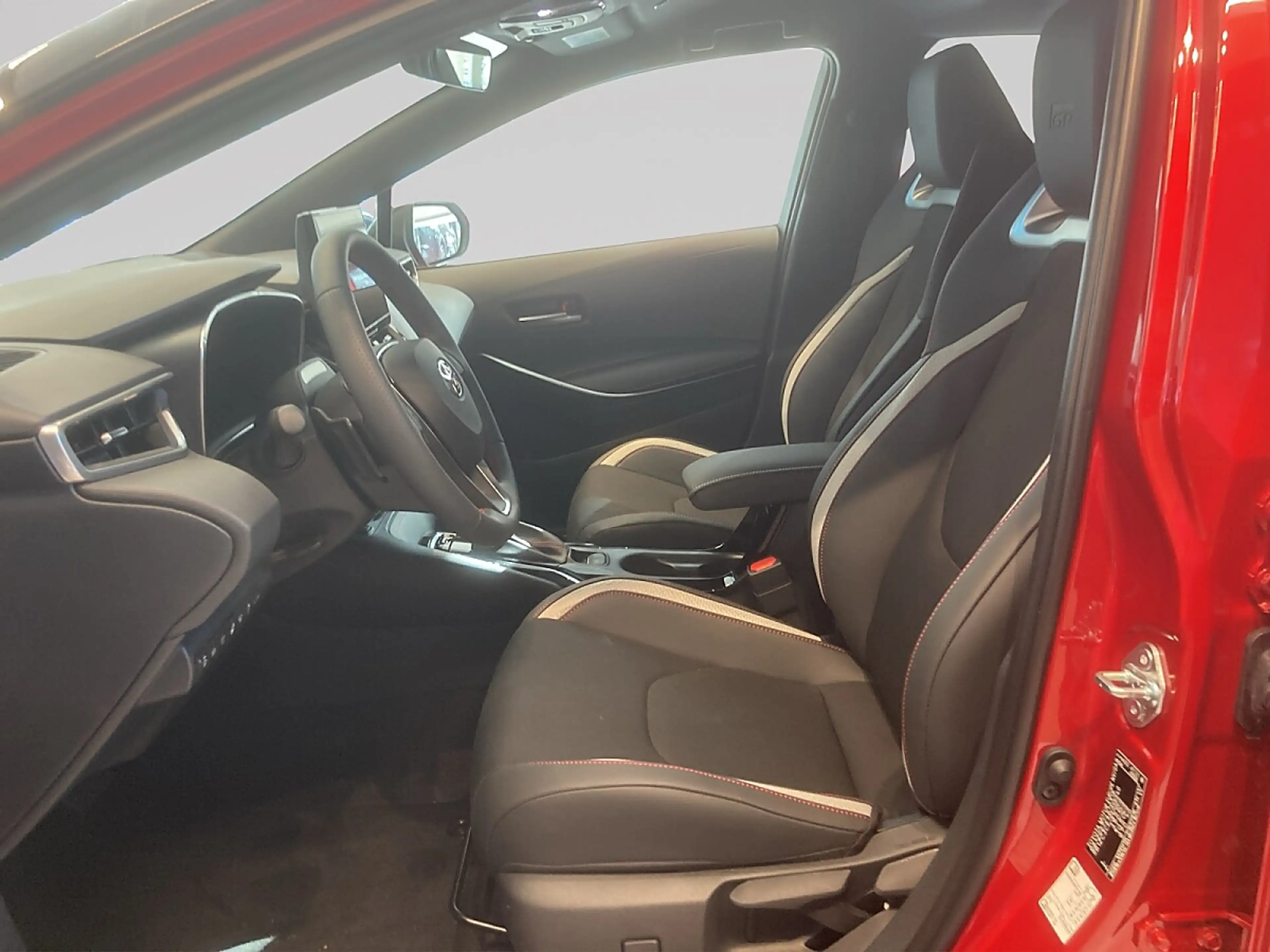 Toyota Corolla 2,0 Touring Sports Hybrid GR-Sport — photo 7