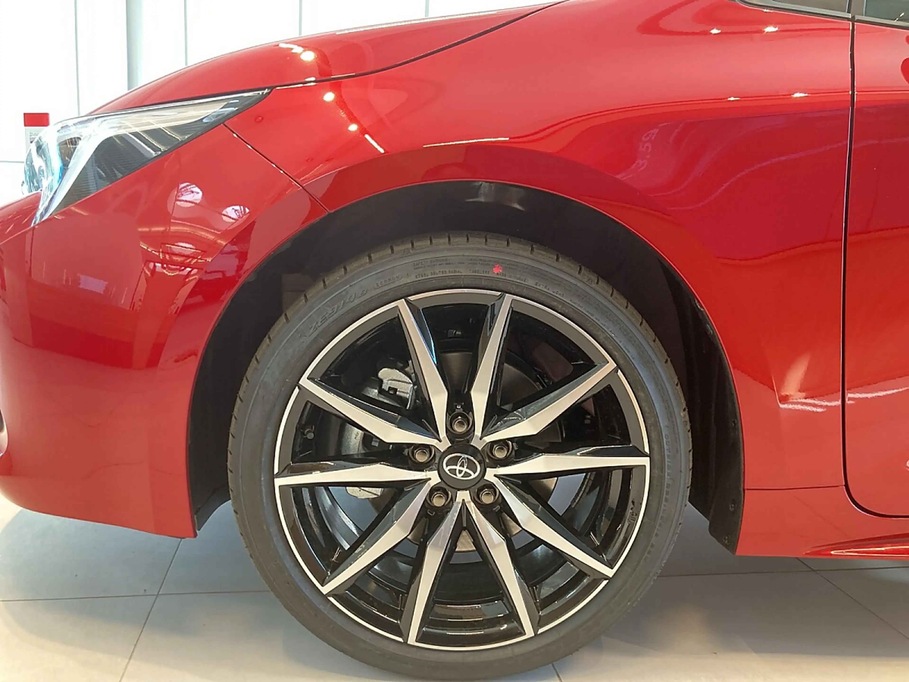 Toyota Corolla 2,0 Touring Sports Hybrid GR-Sport — photo 15