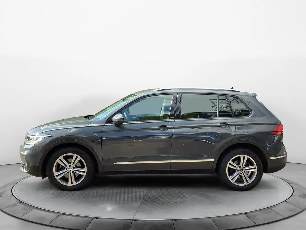 Volkswagen Tiguan, фото 3
