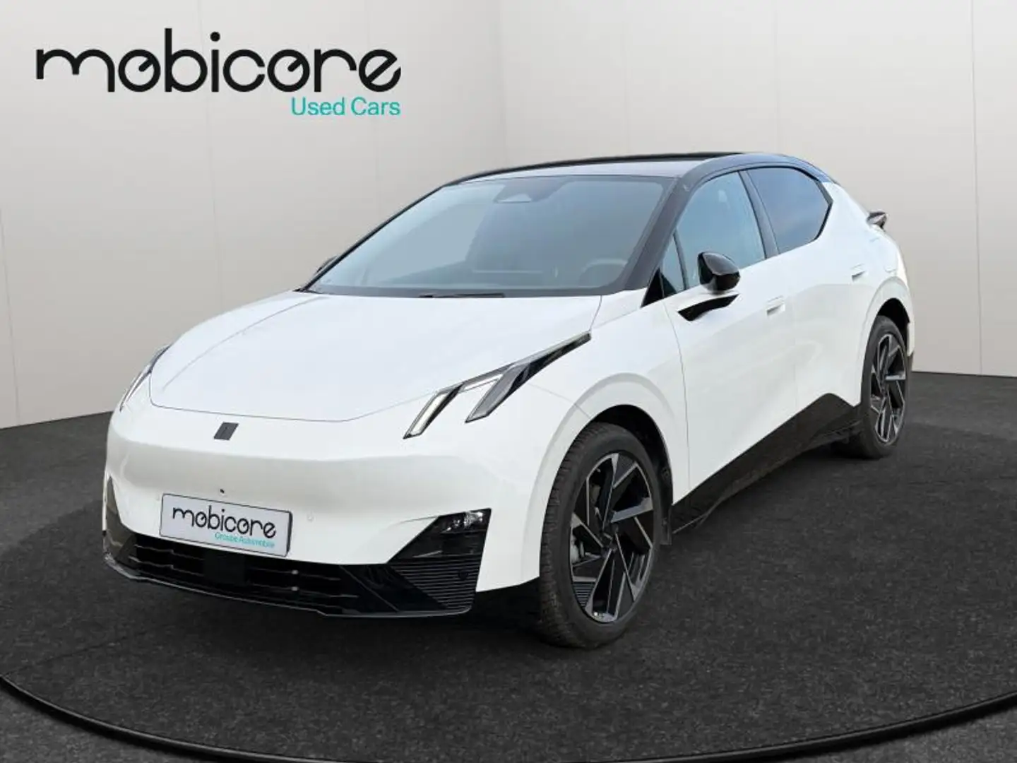 Lynk & Co 02 More Blanc - 1