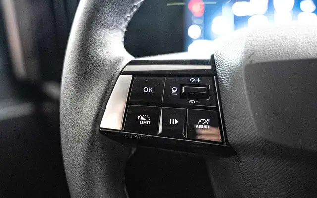 Opel Astra view 11