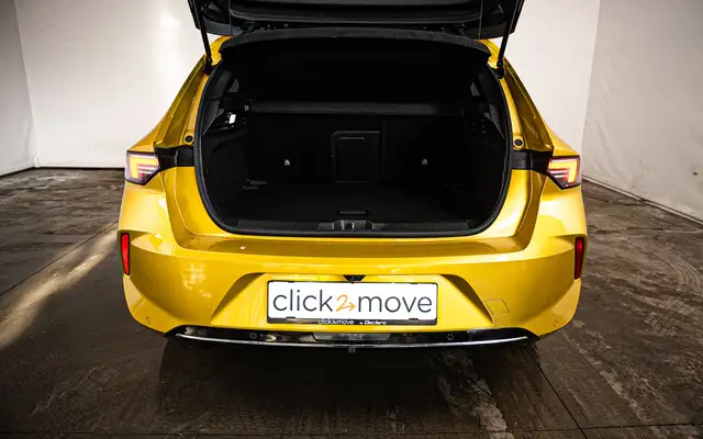 Opel Astra view 6