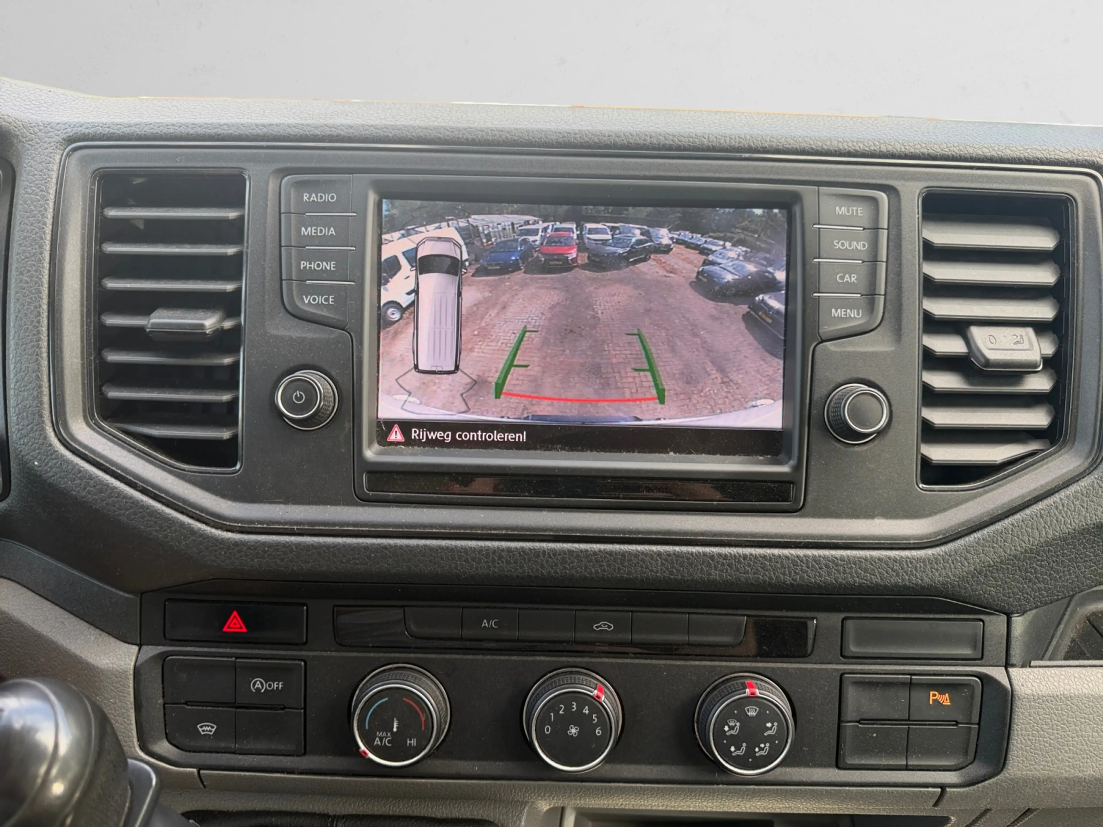 Volkswagen Crafter 35 2.0 TDI 141pk L4H3 Highline Adap Cruise, Ergoco — photo 9