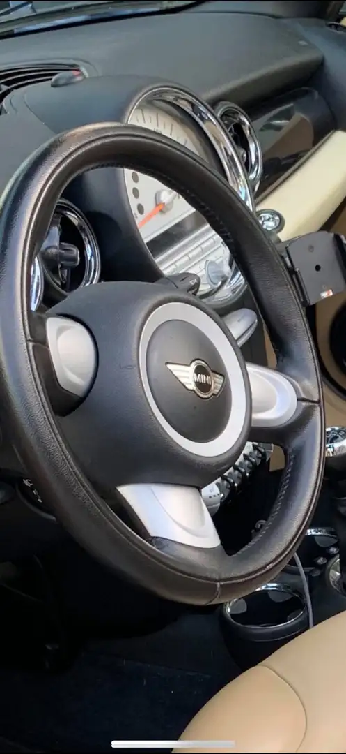 MINI Cooper Cabrio MINI COOPER Cabrio Austrian Schwarz - 1