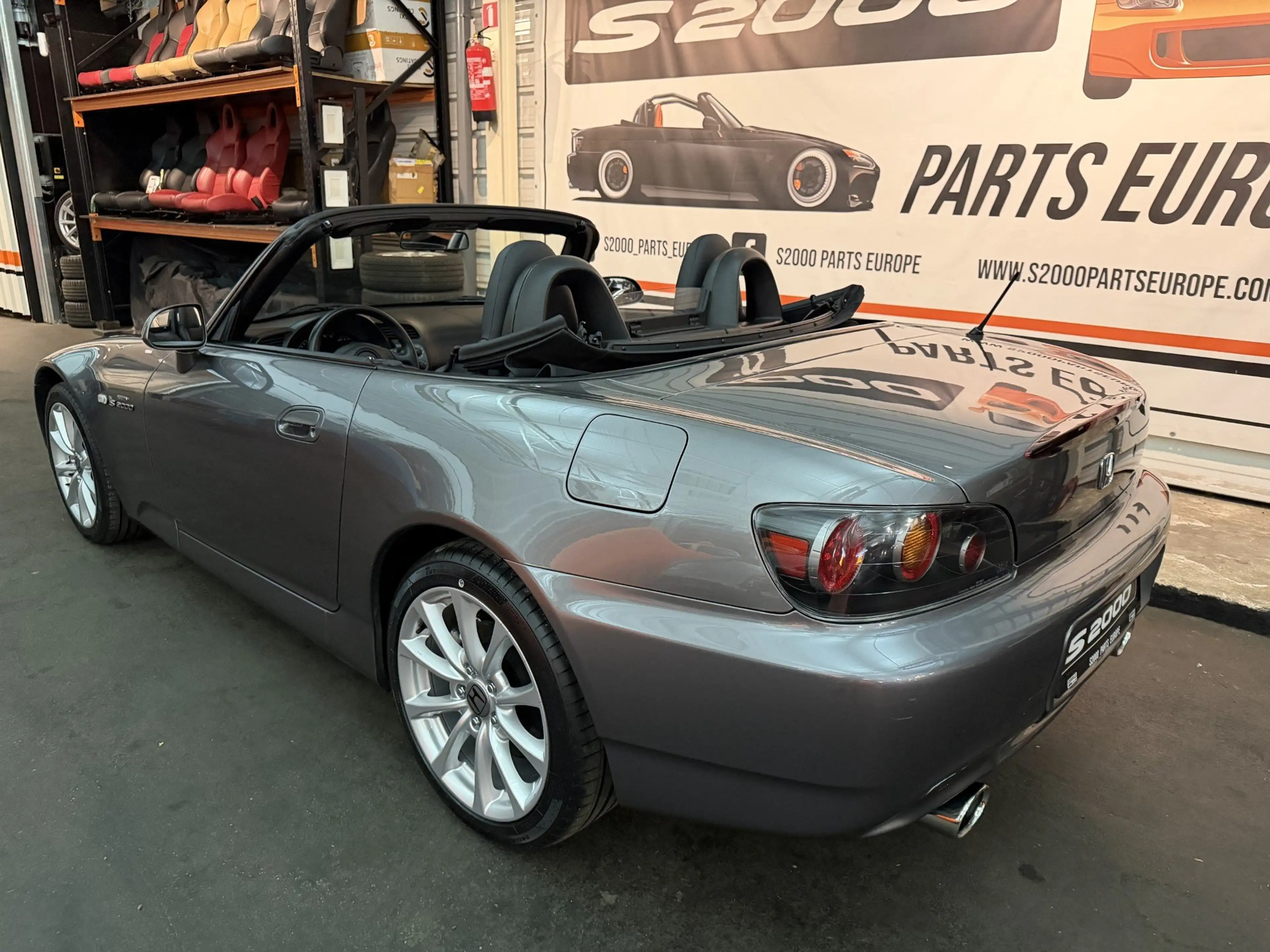 Honda S 2000 S2000 2.0i COLLECTORS ITEM ! — photo 3