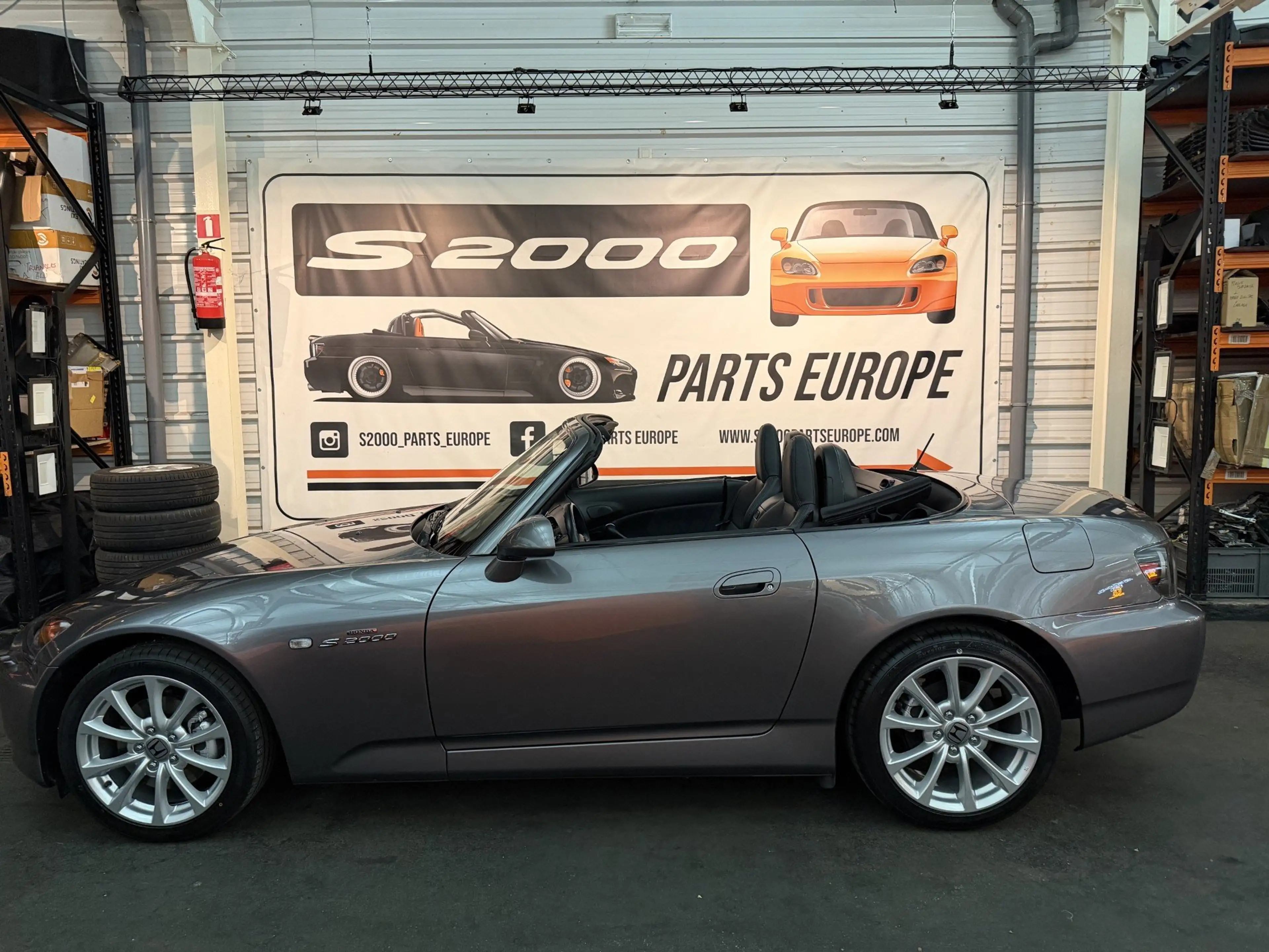 Honda S 2000 S2000 2.0i COLLECTORS ITEM ! — photo 2