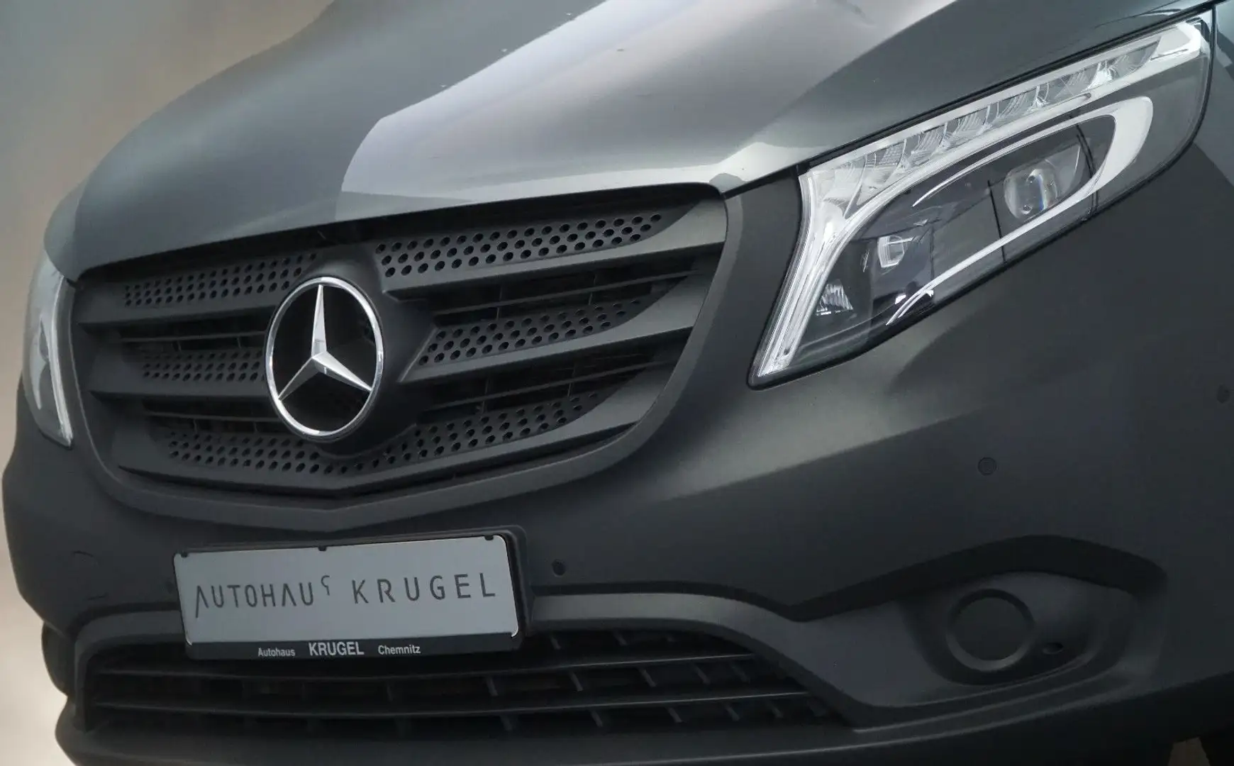 Mercedes-Benz Vito Mixto 4x4 lang LED/2xSchiebetür! Tourer! Grau - 2