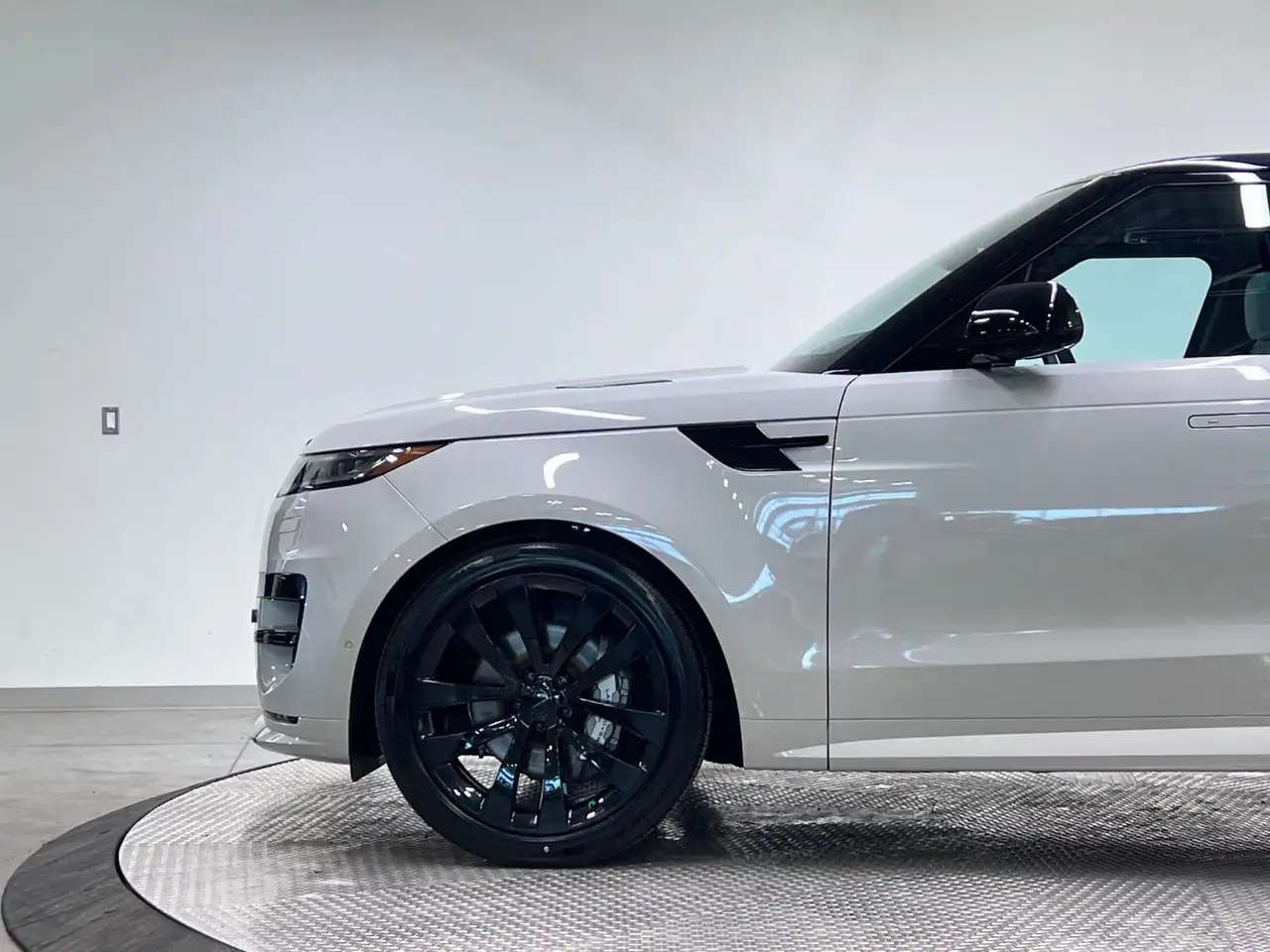 Land Rover Range Rover Sport снимка Land Rover Range Rover Sport