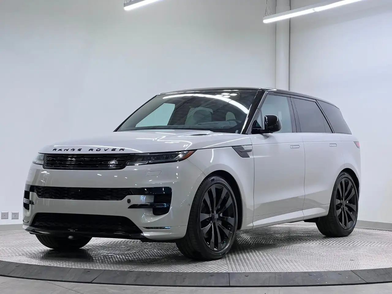 2026 Land Rover Range Rover Sport