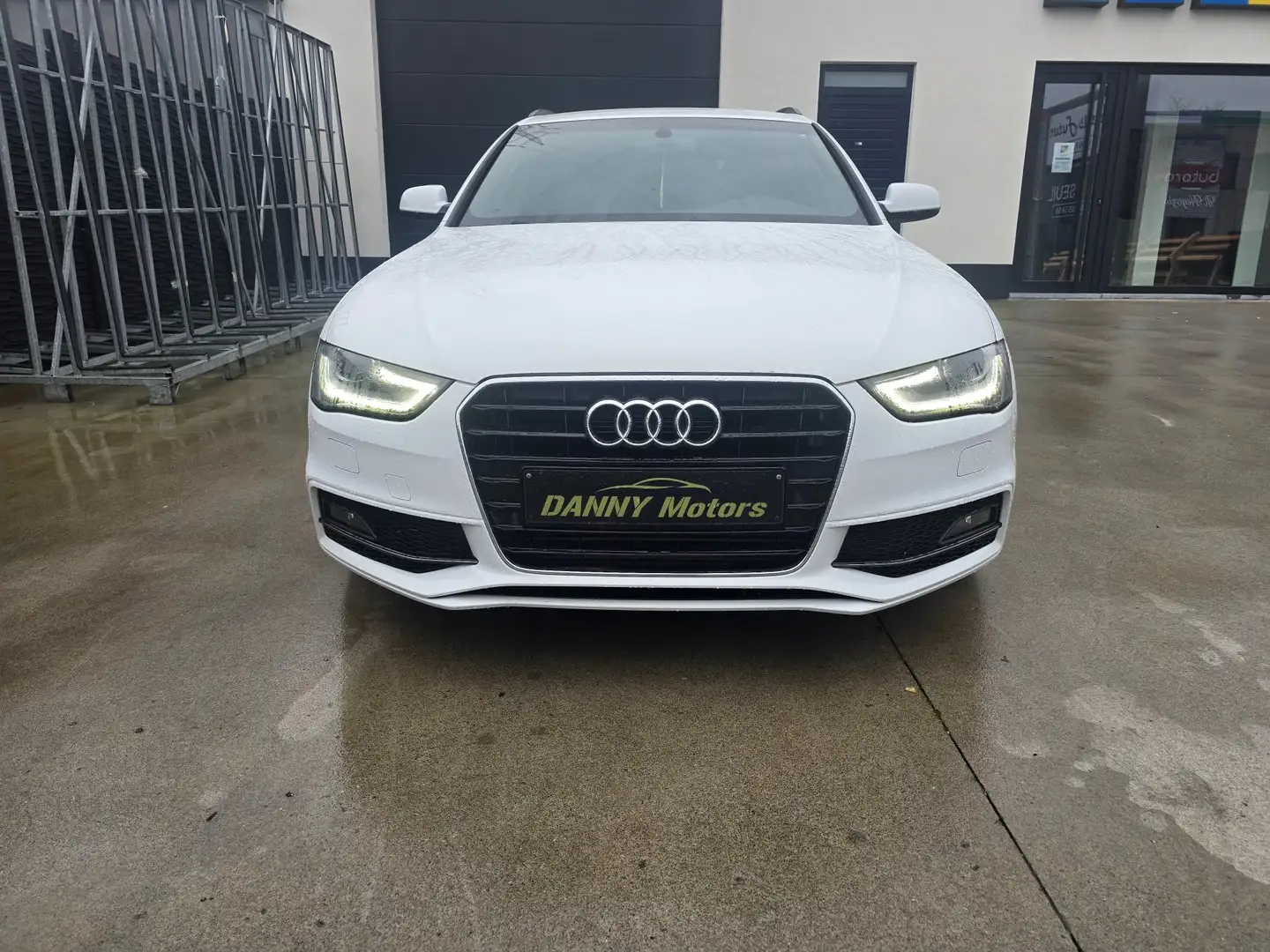 Audi A4 A4 Avant 2.0 TDi S line** PRETE IMMATRICULER** - 1