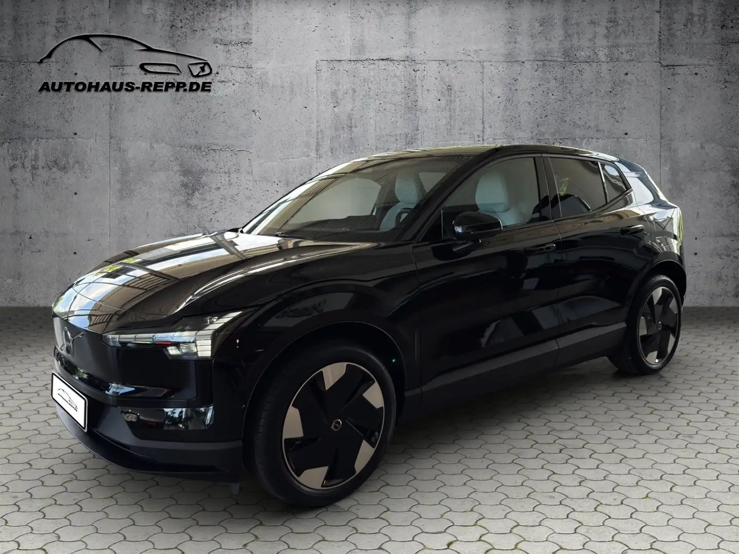 Volvo EX30 Ultra Single Motor Extendet Range Schwarz - 1