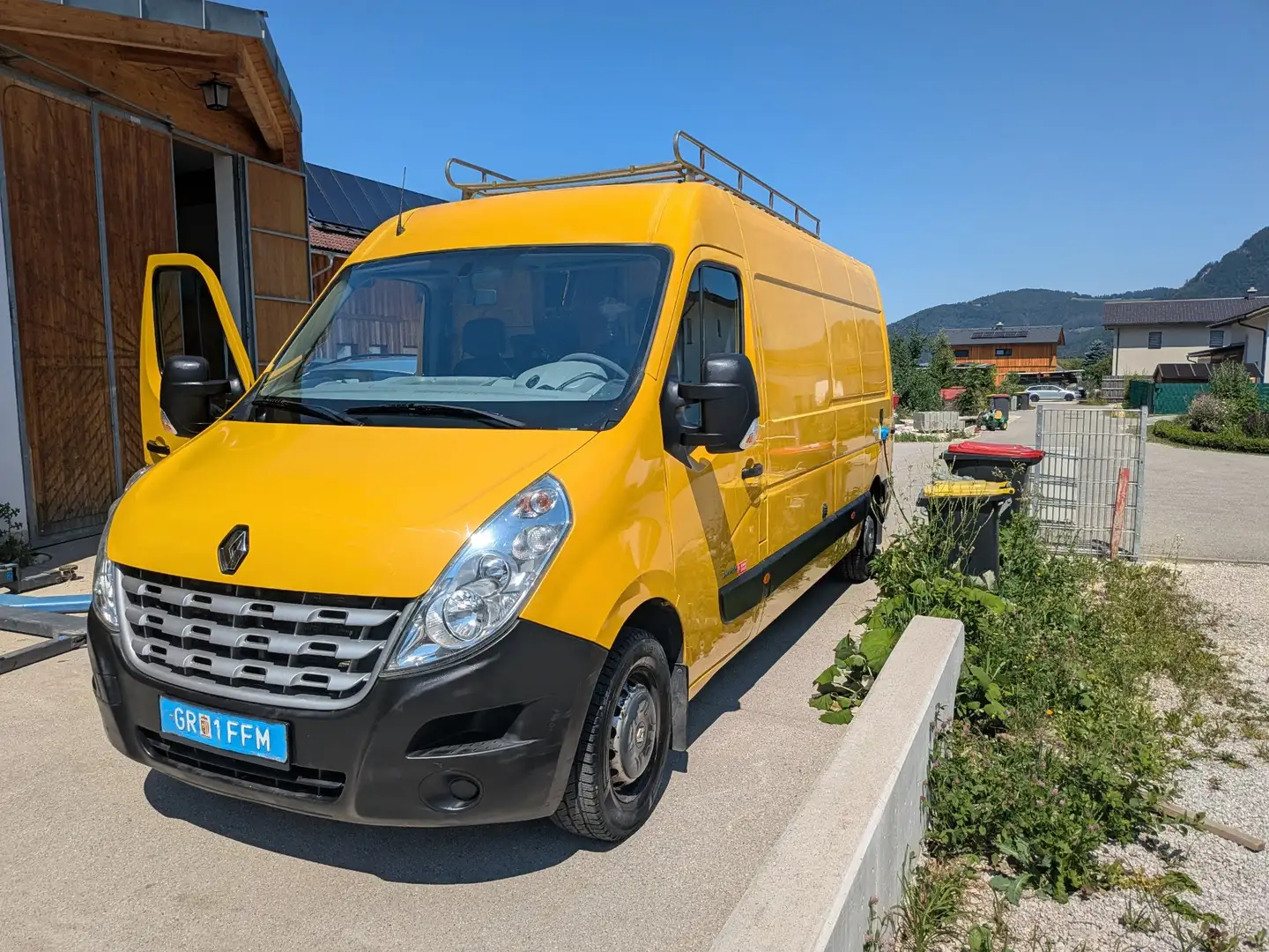 Renault Master dCi 125 FAP L3H2 Start & Stop Amarillo - 2