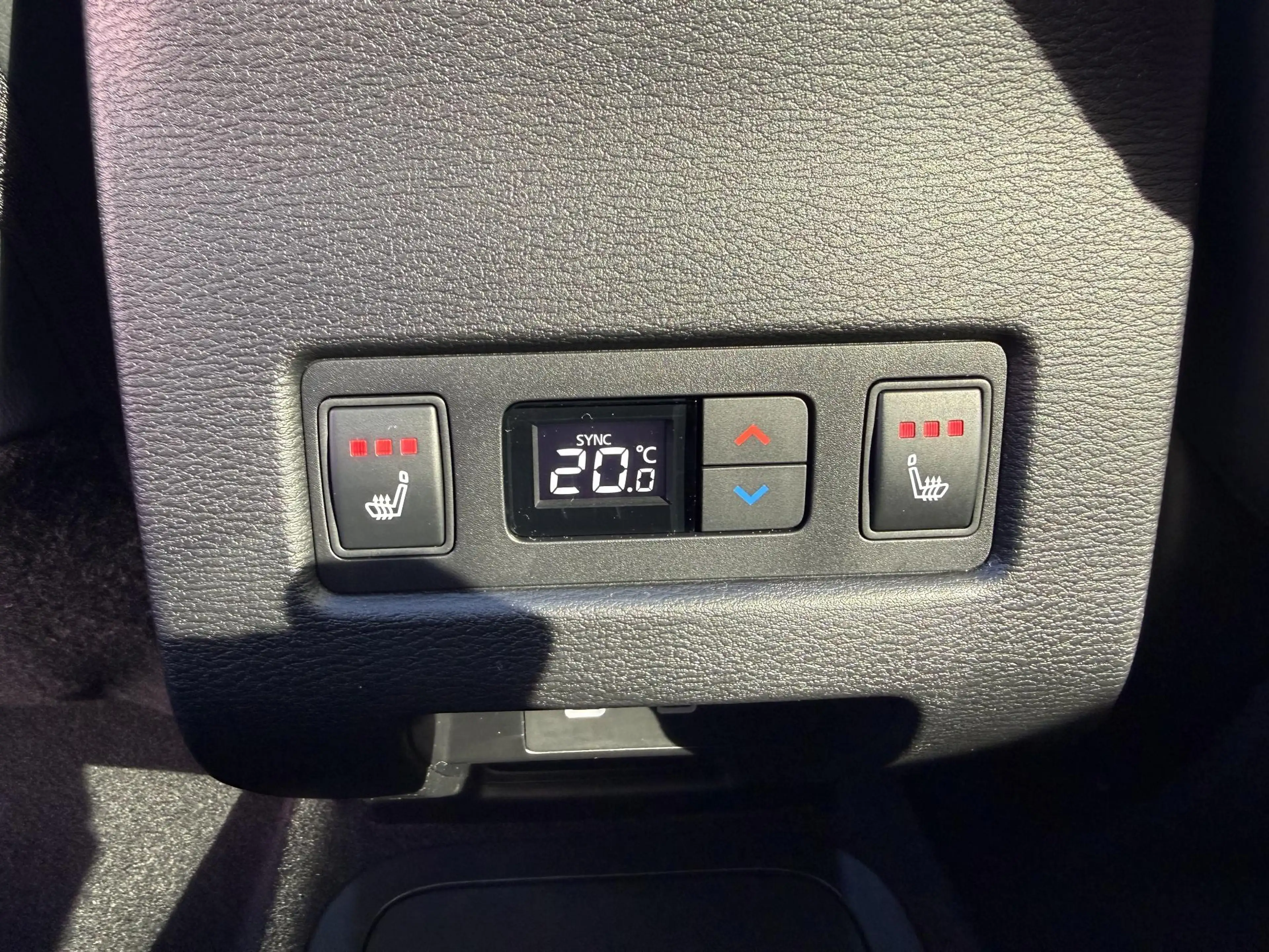 Mitsubishi Outlander 2.4 PHEV Instyle *Nieuwe Auto!* — photo 12