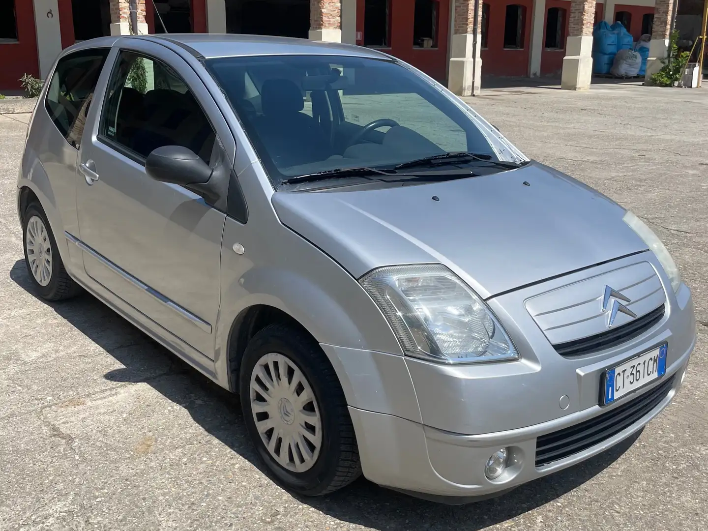 Citroen C2 C2 1.4 hdi Elegance Deejay 70cv Grigio - 2