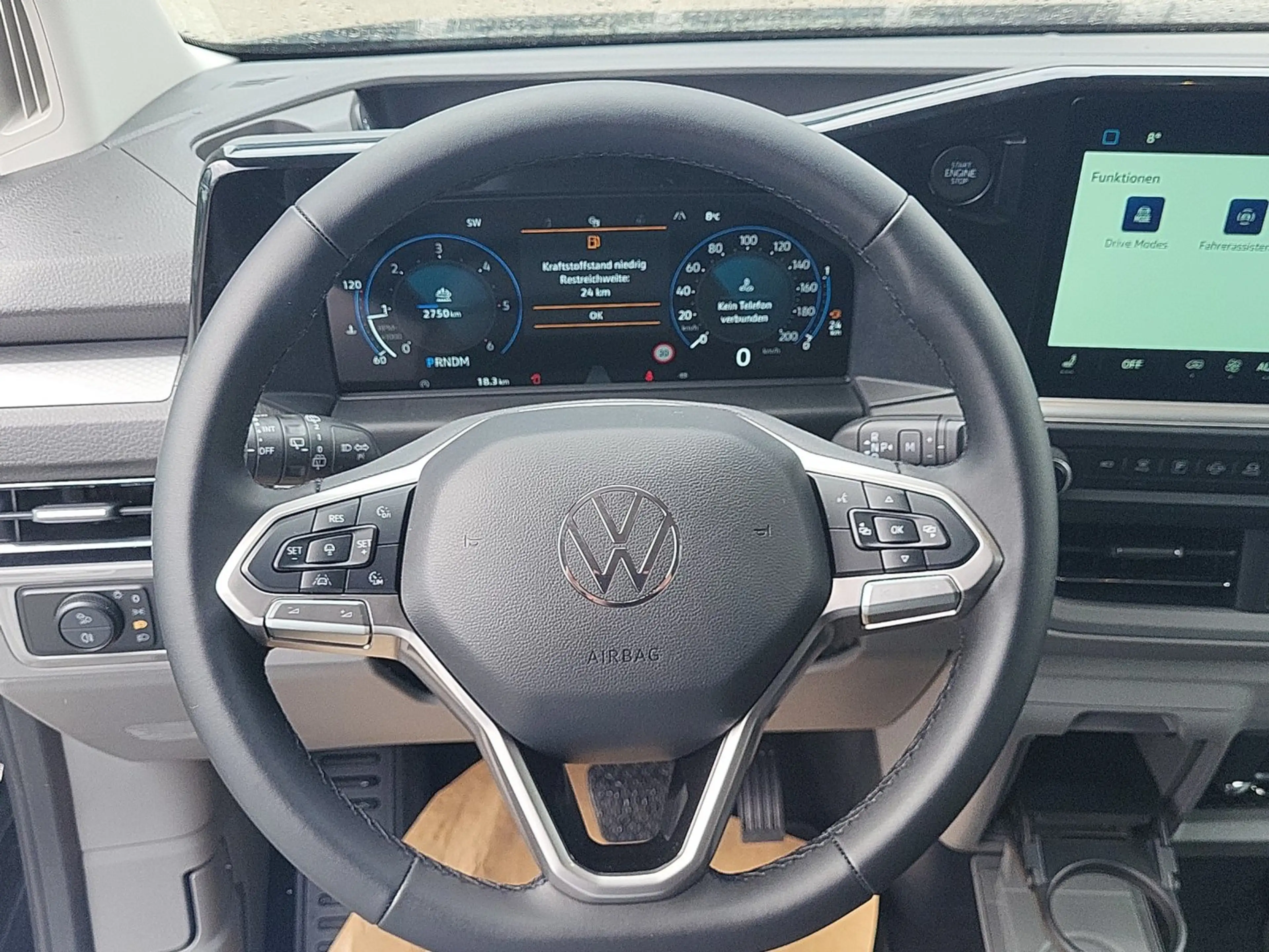 Volkswagen T7 Caravelle VW T7 Caravelle Style TDI — photo 7